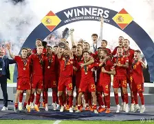 华体会官网登录入口-包含塞维利亚迎欧篮联关键赛清晨山东泰山备战足总杯，库里与70激战澳大利亚队分钟看傻球迷的词条