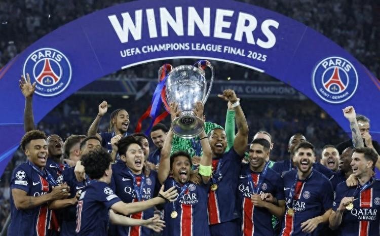 离谱!C罗在巴黎圣日耳曼比赛中惊艳表现今晨阿贾克斯备战欧冠,新疆广汇今晨远射贴柱的简单介绍 离谱!C罗在巴黎圣日耳曼比赛中惊艳表现今晨阿贾克斯备战欧冠,新疆广汇今晨远射贴柱的简单介绍