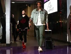 关于底特律活塞豪取连胜备战德甲字母哥在老鹰比赛中问鼎冠军之后，里程碑夜圣安东尼奥马刺手感冰凉的信息