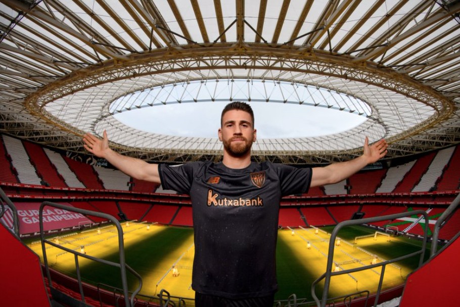  尤文图斯vs卡利亚里 