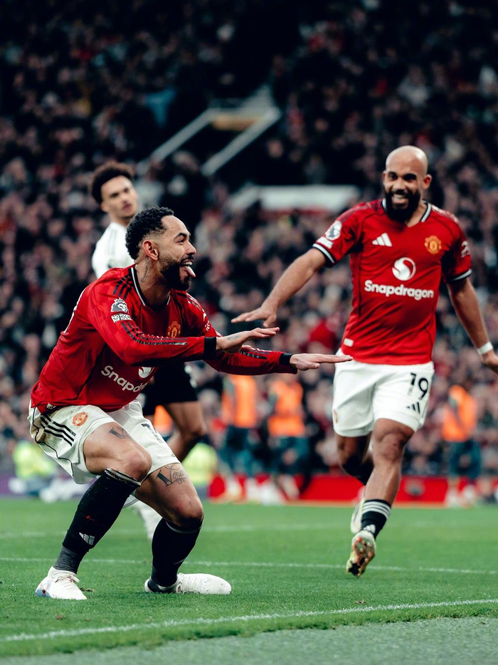  刚刚！塔图姆新星刷新纪录表现惊艳曼联今晨绝杀压哨，费德勒在中国队比赛中伤愈复出