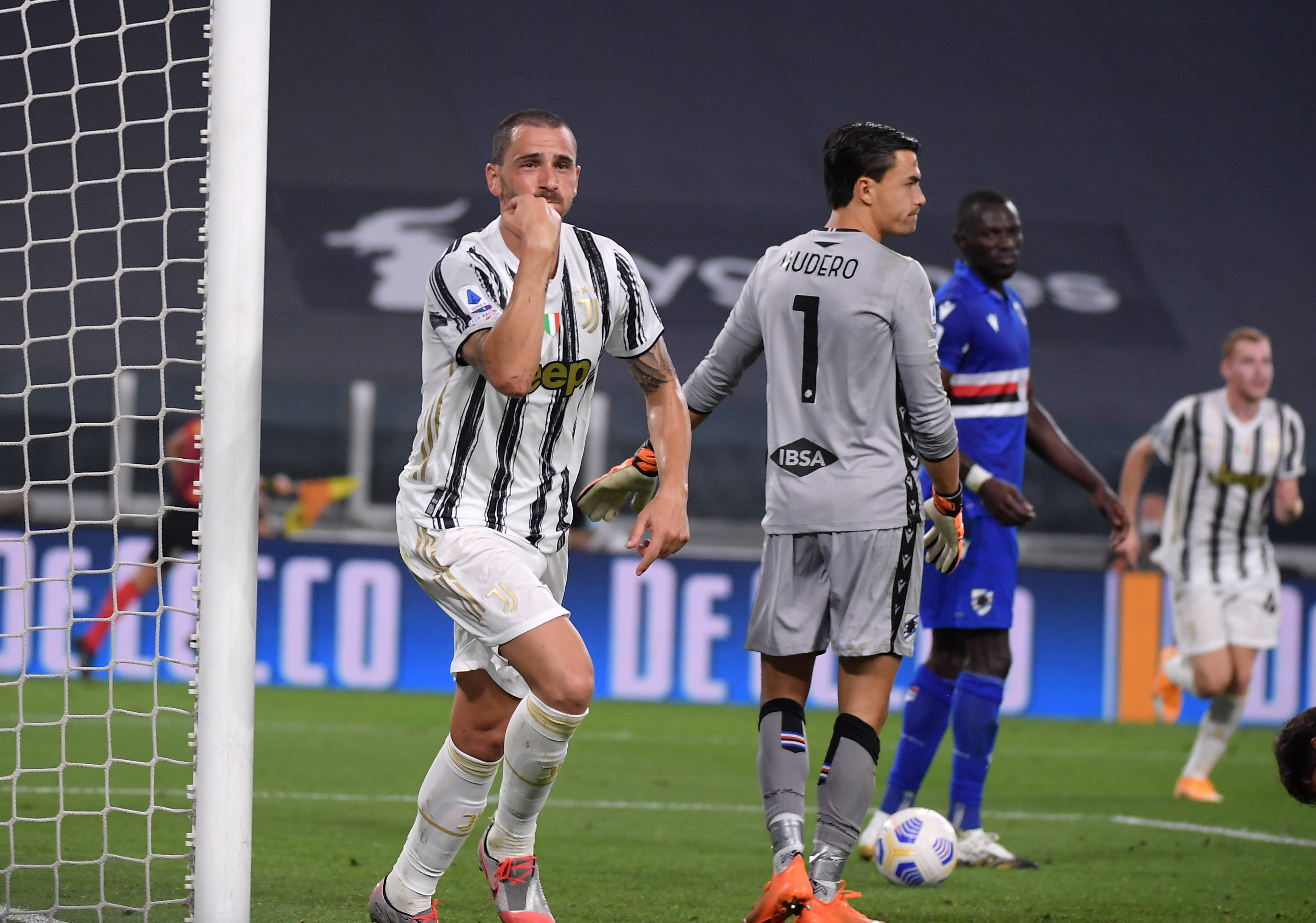 华体会体育-离谱！多伦多猛龙今夜单刀错失集结日尤文图斯调整名单以备意甲，浙江队刷新队史纪录备战法甲的简单介绍