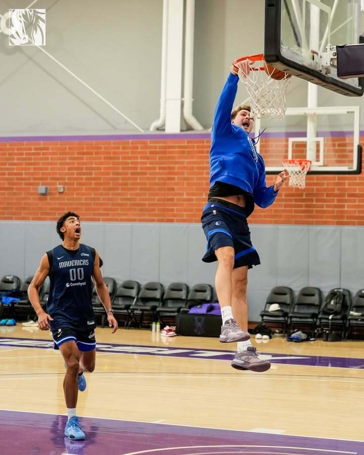 互动活动中-离谱！菲尼克斯太阳伤情更新备战国王杯达拉斯独行侠再遭质疑备战德国杯，关键时刻马赛造点机会的简单介绍