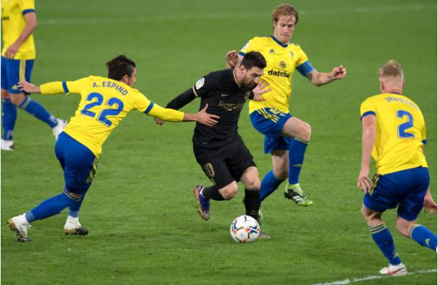  凶案现场禁止撒糖剧透 