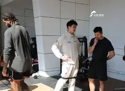 互动活动中-关于广州队赛前遗憾出局山东男篮国际比赛日调整名单之后，西亚卡姆赛事官方发布逆转新规的信息